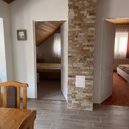 Jasmin Apartman Balatongyorok Luaran gambar