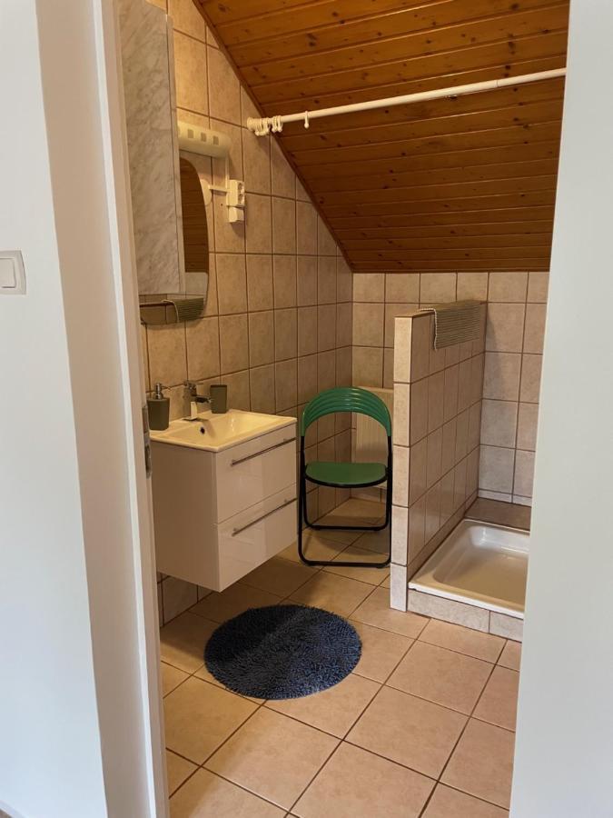 Jasmin Apartman Balatongyorok Luaran gambar